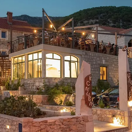 Robinson House Galisnjak Casa vacanze *